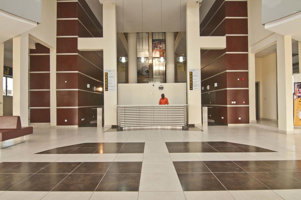 L'Eola Suites อาบูจา ภายนอก รูปภาพ